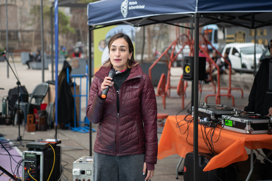 Actividad de Centro de Migrantes en Plaza en Ciudad Vieja. Actividad de Centro de Migrantes en Plaza en Ciudad Vieja.