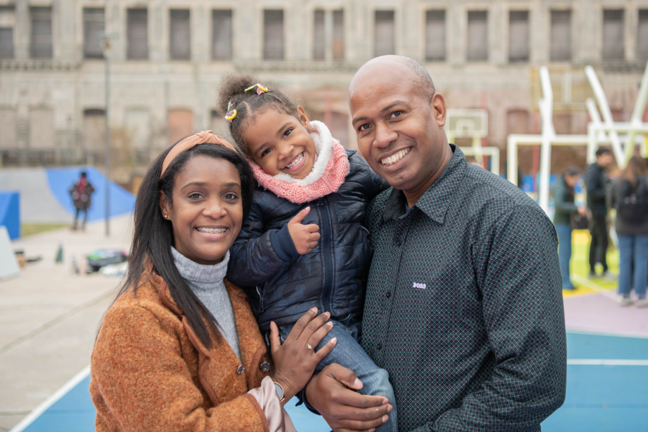 Actividad de Centro de Migrantes en Plaza en Ciudad Vieja. Actividad de Centro de Migrantes en Plaza en Ciudad Vieja.