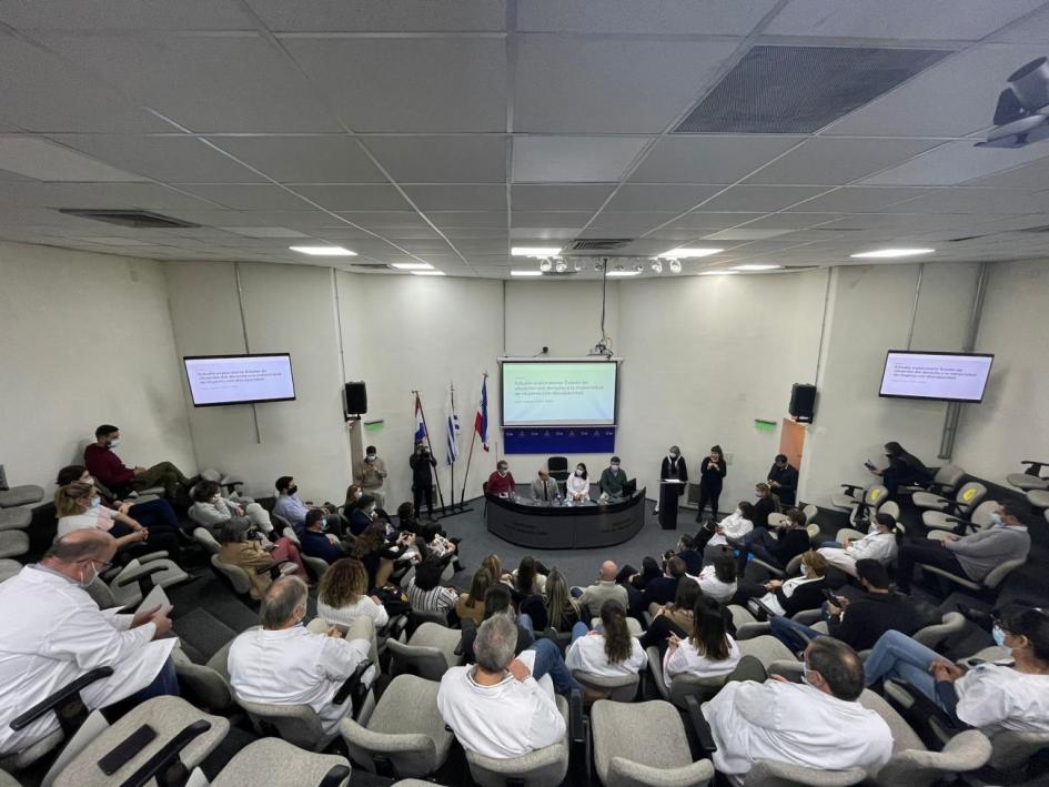 Público presente en el auditorio durante la presentación del estudio