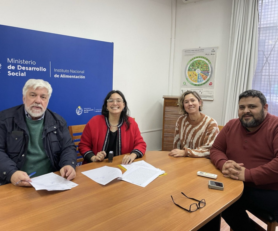 Firma de convenio Firma de convenio