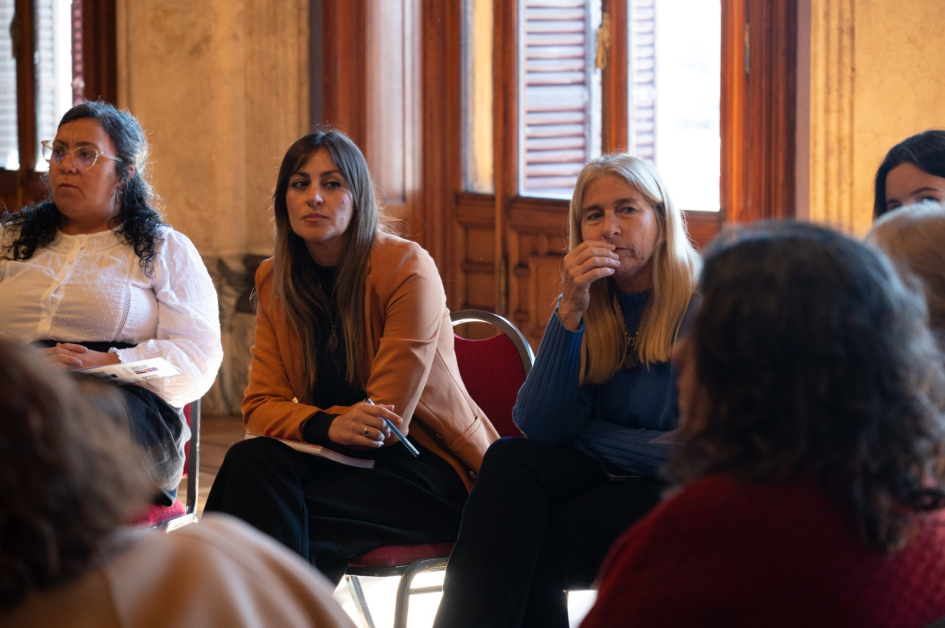 Reunión de grupo de trabajo por agenda de cuidados. Reunión de grupo de trabajo por agenda de cuidados.