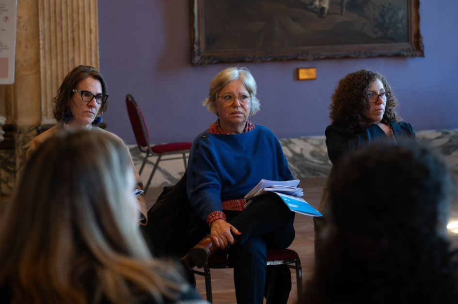 Reunión de grupo de trabajo por agenda de cuidados. Reunión de grupo de trabajo por agenda de cuidados.