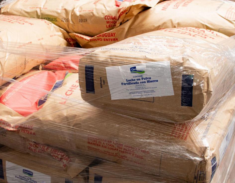 Donación de 2450 kilos de leche en polvo fortificada Bolsas con leche en polvo donadas por CUTI