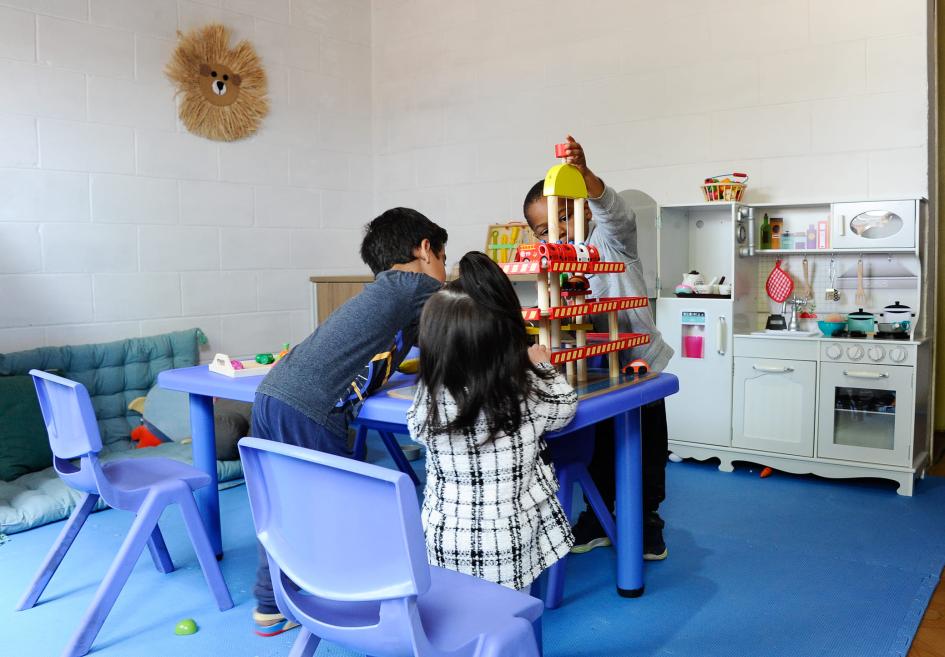 Niños de la casa Trampolín 