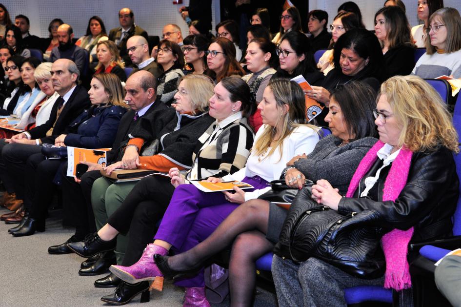 Asistentes a la presentación (PH: Presidencia) Asistentes a la presentación (PH: Presidencia)
