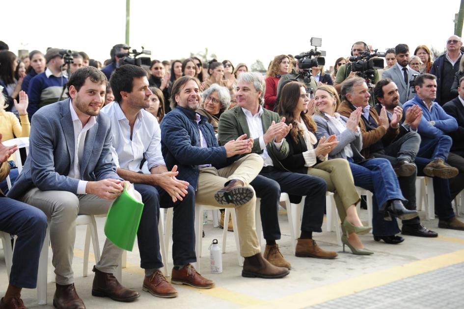 Autoridades presentes en el evento Autoridades presentes en el evento