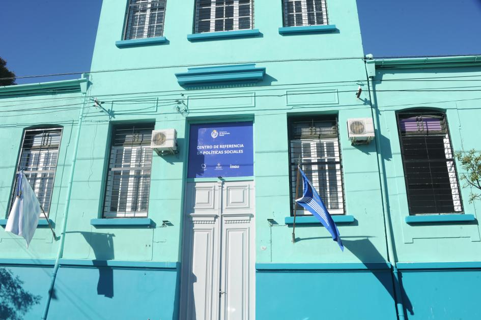 Fachada del primer Centro de Referencia de Políticas Sociales del Uruguay en Salto