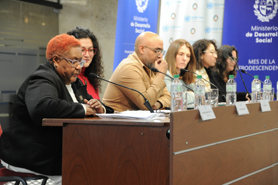 Actividad de cierre del mes de la afrodescendencia en el Parlamento. Actividad de cierre del mes de la afrodescendencia en el Parlamento.