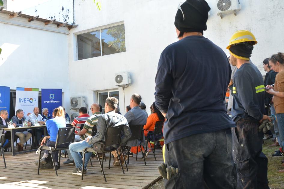 Imagen de los asistentes al evento Imagen de los asistentes al evento