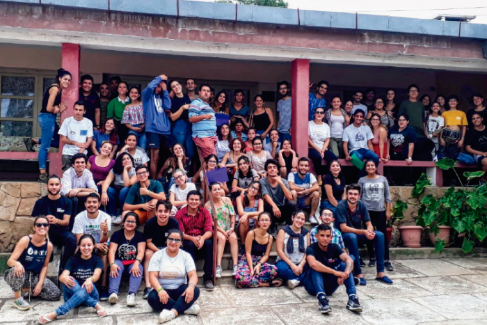 jóvenes reunidos en el Consejo Uruguayo de Juventudes jóvenes reunidos en el Consejo Uruguayo de Juventudes