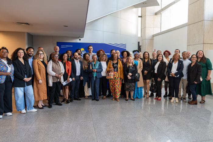 Participantes y autoridades presentes en la apertura de la RIAFRO Participantes y autoridades presentes en la apertura de la RIAFRO