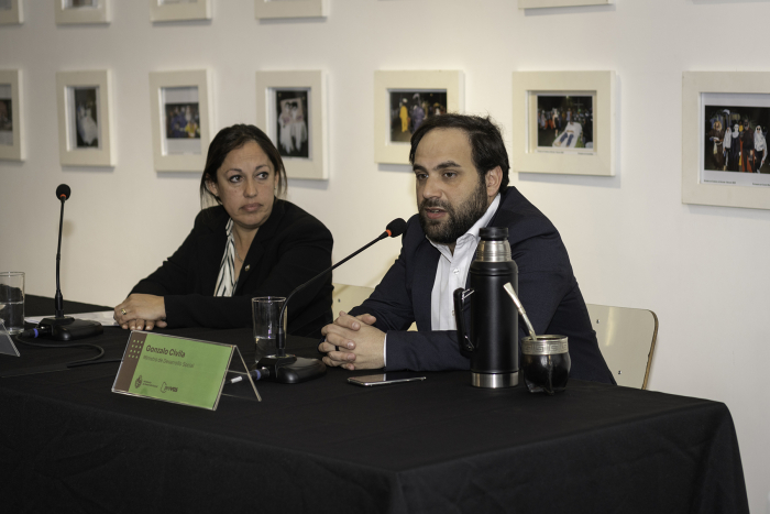 Ministro Civila y ministra Cardona durante la presentación del nuevo proceso PROVAS Ministro Civila y ministra Cardona durante la presentación del nuevo proceso PROVAS