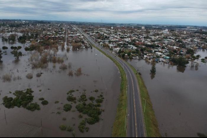 Inundación en Durazno Vista aérea de inundación en Durazno