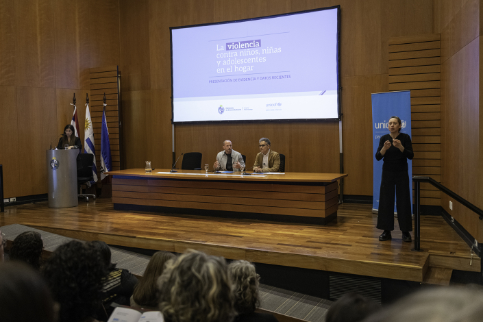 Presentación de datos sobre violencia contra NNA.
