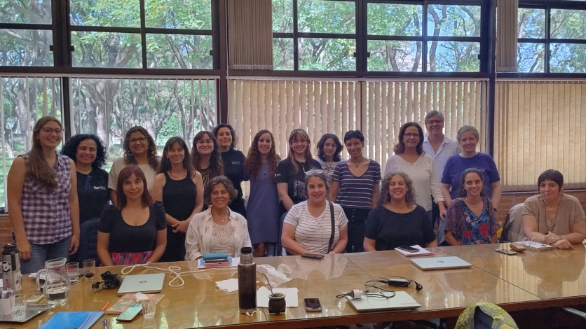 Equipo técnico de Inmujeres y la Facultad de Ciencias (Udelar) en la certificación de nivel 1