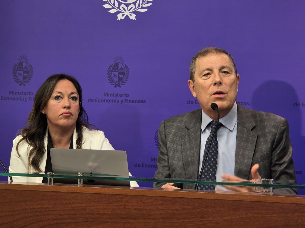 Ministra Fernanda Cardona, ministro Gabriel Oddone Ministra Cardona y ministro Oddone