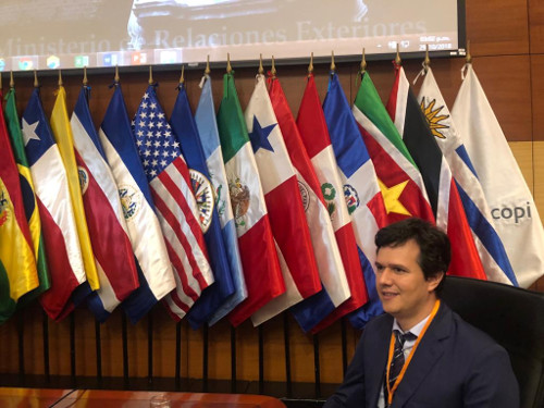 Doctor Alvaro Fuentes representante de Uruguay, encargado de despacho de Defensa del Consumidor