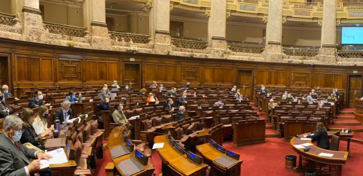Presentación de la ministra de Economía Azucena Arbeleche en la Comisión de Presupuestos integrada c