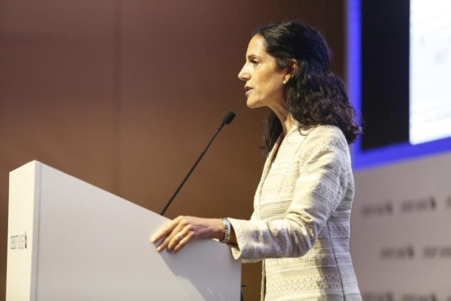 Ministra Azucena Arbeleche (Foto de Credit Suisse)