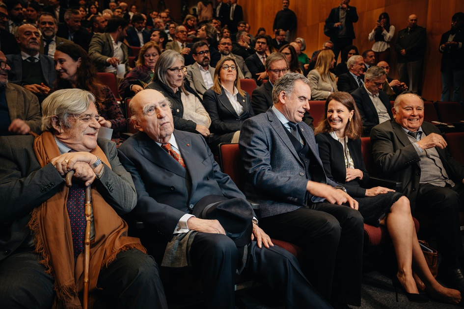 Luis Lacalle Herrera, Julio M. Sanguinetti, Yamandú Orsi, Susana Cordeiro Guerra y Enrique Iglesias