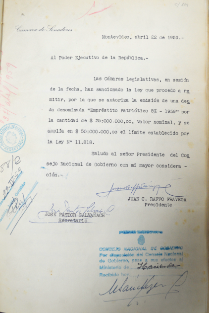 Foto 9– Documento de 1959 que autorizó emisión de deuda para atender consecuencias de inundaciones Foto 9– Documento de 1959 que autorizó emisión de deuda para atender consecuencias de inundaciones