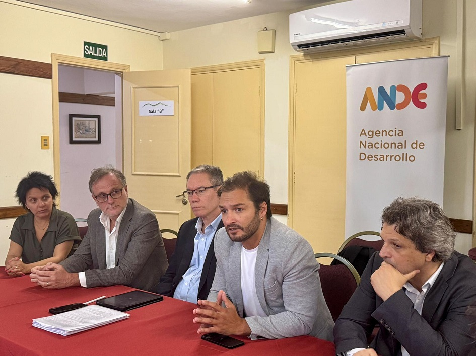 Encuentro Nacional de Centros Pymes junto con ANDE