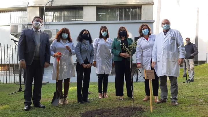 Autoridades de ASSE junto a la ministra Azucena Arbeleche Visita al Centro Hospitalario Pereira Rossell