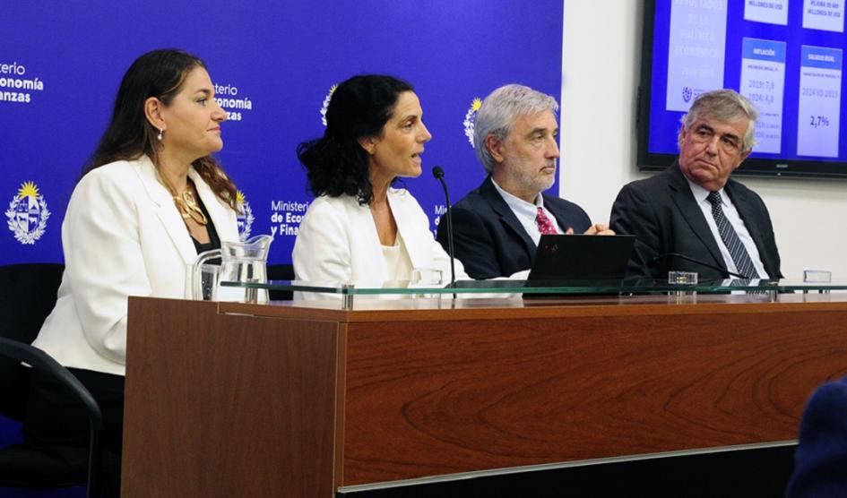 Marcela Bensión, Azucena Arbeleche, Alejandro Irastorza y Mauricio di Lorenzo Marcela Bensión, Azucena Arbeleche, Alejandro Irastorza y Mauricio di Lorenzo