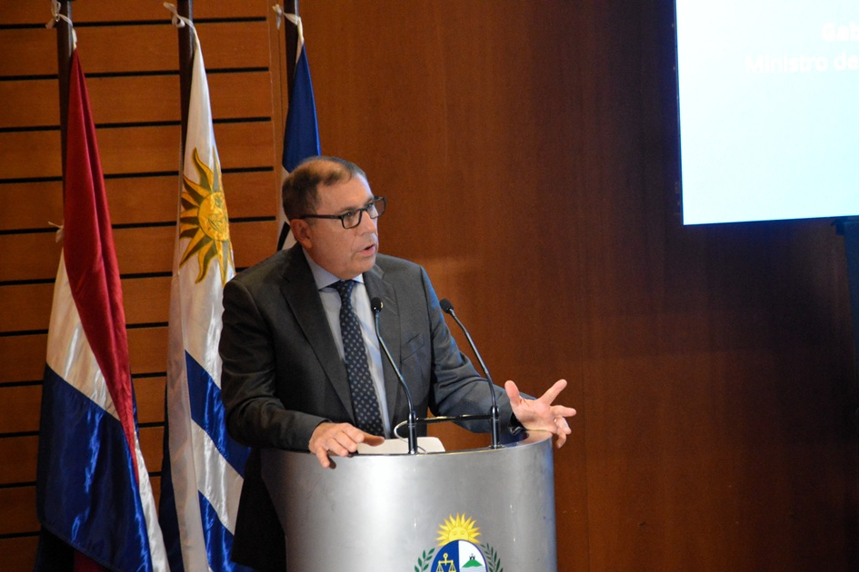 Ministro de Economía y Finanzas, Gabriel Oddone Ministro de Economía y Finanzas, Gabriel Oddone