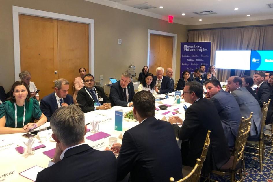 Ministra Azucena Arbeleche en foro Bloomberg Philanthropies Ministra Azucena Arbeleche en foro Bloomberg Philanthropies