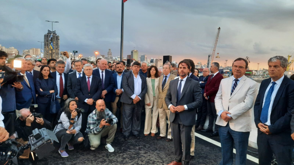 Inauguración obra vial en rambla portuaria