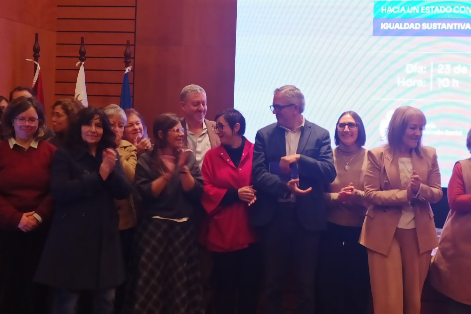 Integrantes del Consejo Nacional de Género Integrantes del Consejo Nacional de Género