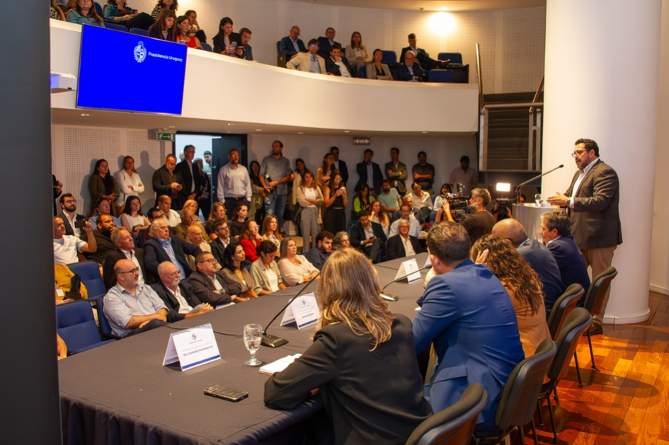 Créditos: Agustín Callorda (cámara / edición) / Presidencia de la República (fuente institucional)