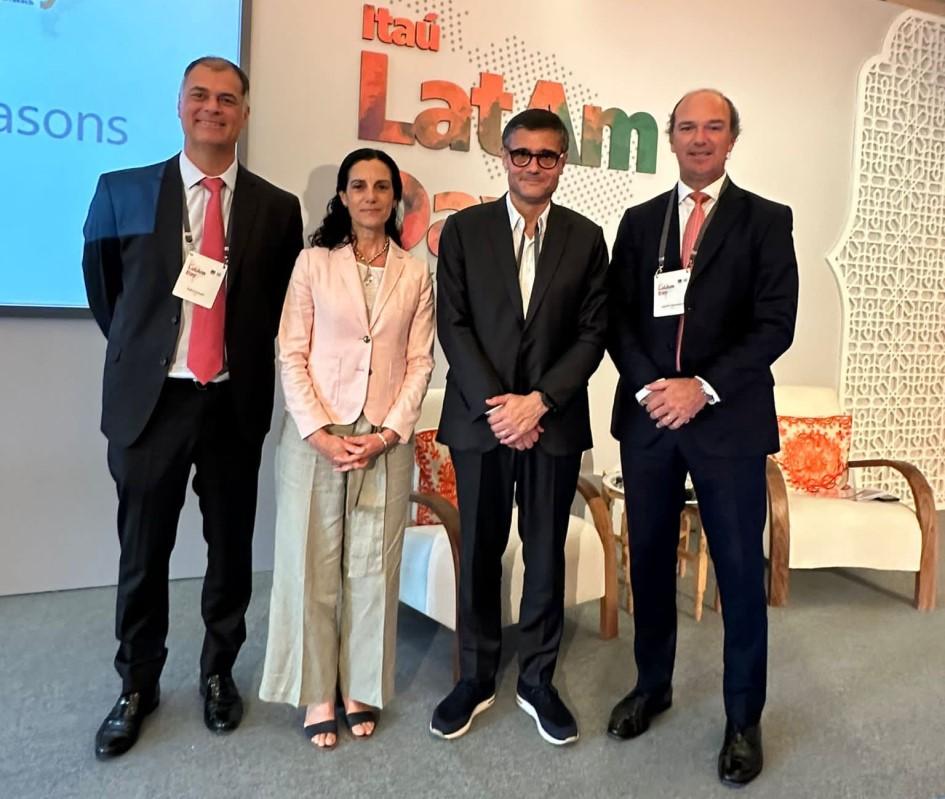 Ministra Azucena Arbeleche en el Itaú LatAm Day Ministra Azucena Arbeleche en el Itaú LatAm Day