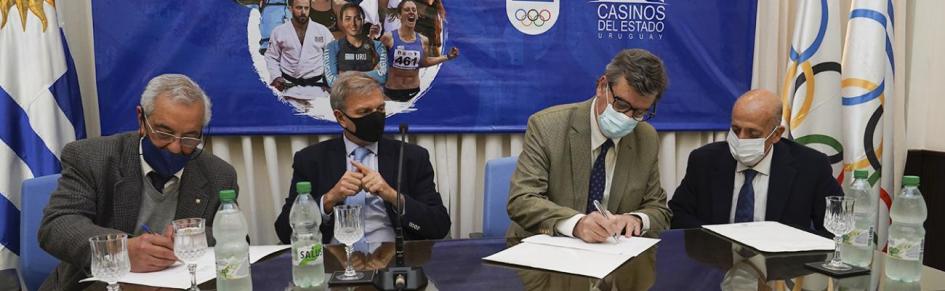 Firma del convenio COU y Casinos del Estado Firma del convenio COU y Casinos del Estado