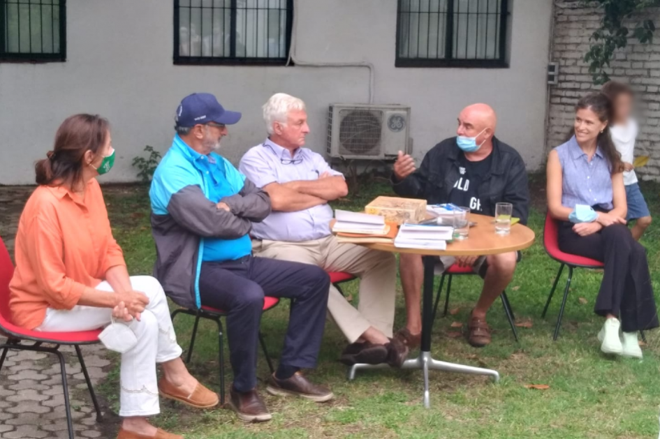 Stella Pérez del Castillo, Gustavo Zerbino, Roberto Canessa, Gabriel Camillo y María Beer Stella Pérez del Castillo, Gustavo Zerbino, Roberto Canessa, Gabriel Camillo y María Beer