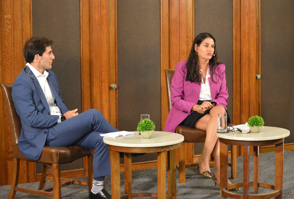 Sebastián Ramos, Marcela Bensión Toque de campana por la igualdad de género