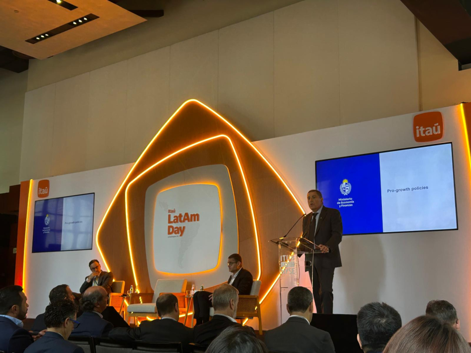 Ministro Oddone en las Reuniones de Primavera del Fondo Monetario Internacional y el Banco Mundial