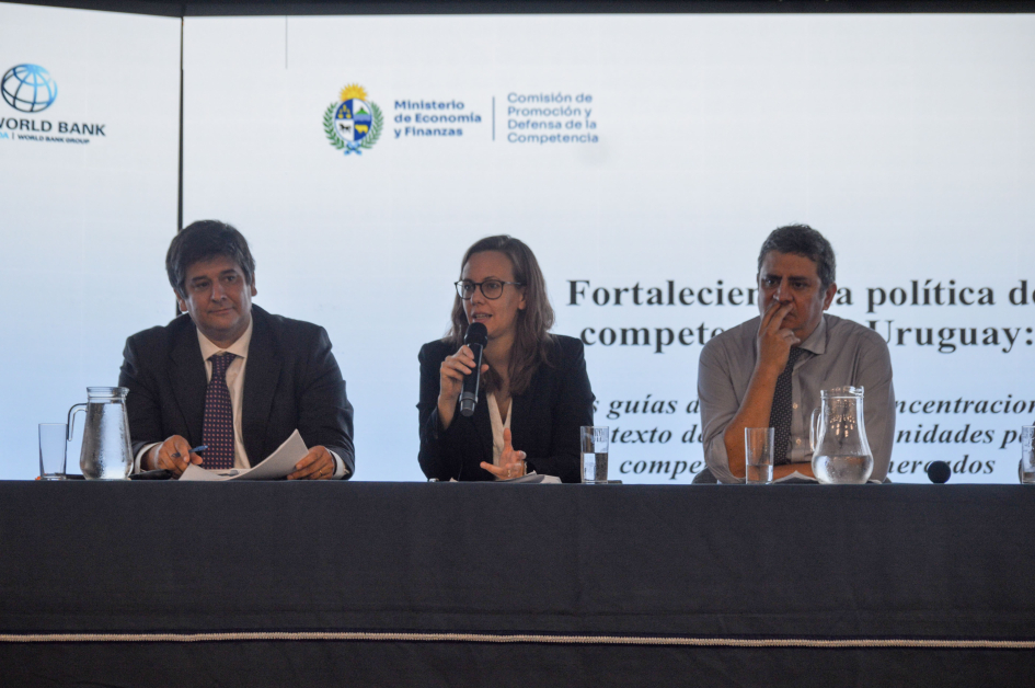 Evento “Fortaleciendo la política de competencia en Uruguay: nuevas guías de control de concentracio