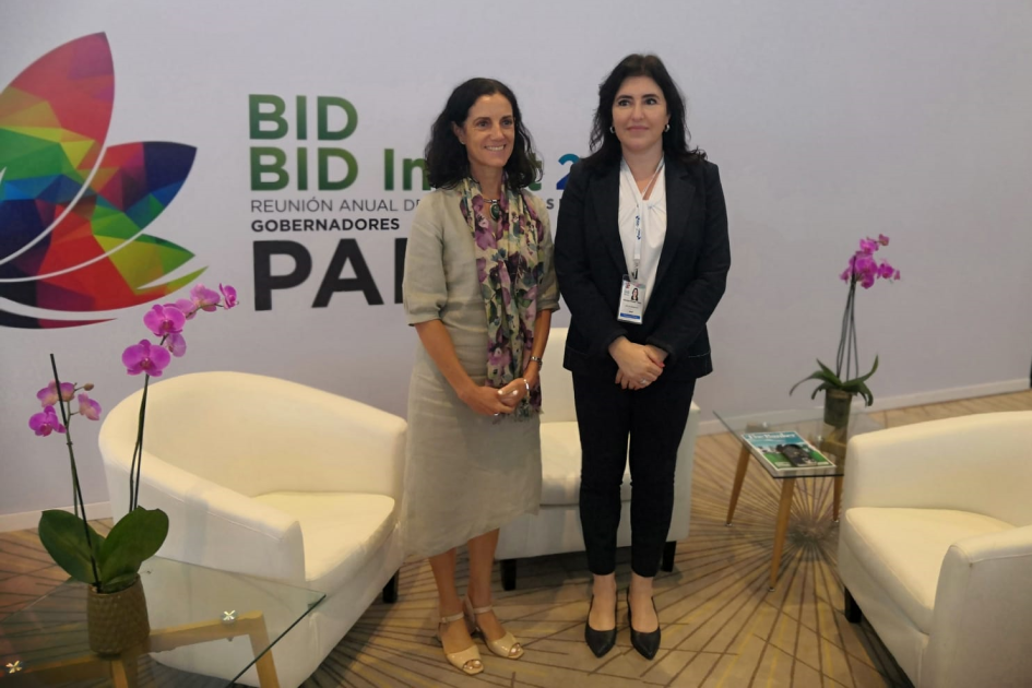 Ministra Arbeleche y Simone Tebet. Ministra Arbeleche y Simone Tebet.