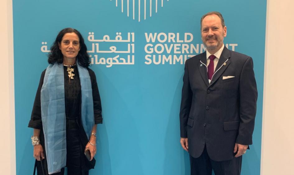 Ministra Azucena Arbeleche, embajador de Uruguay en los Emiratos Árabes Unidos Ministra Arbeleche recibe Premio al Mejor Ministro de Gobierno