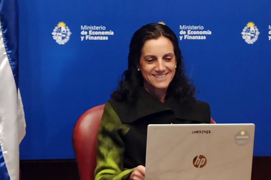 Ministra Azucena Arbeleche Finanzas sustentables