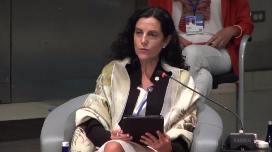 Ministra Azucena Arbeleche Comité de Desarrollo (CD) del Banco Mundial (BM) y Fondo Monetario Internacional (FMI)