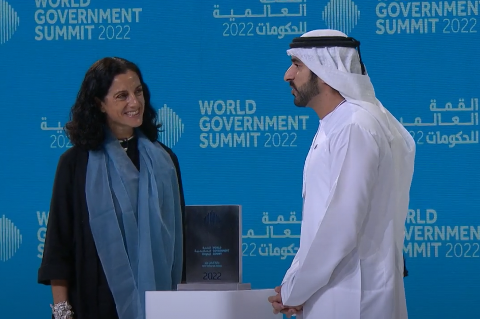 Ministra Azucena Arbeleche, príncipe de la corona de Dubái y de EUA Sheikh Hamdan bin Mohammed bin Rashid Al Maktoum Ministra Arbeleche recibe Premio al Mejor Ministro de Gobierno