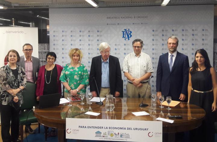 Para entender la economía del Uruguay Presentación del libro de Cinve