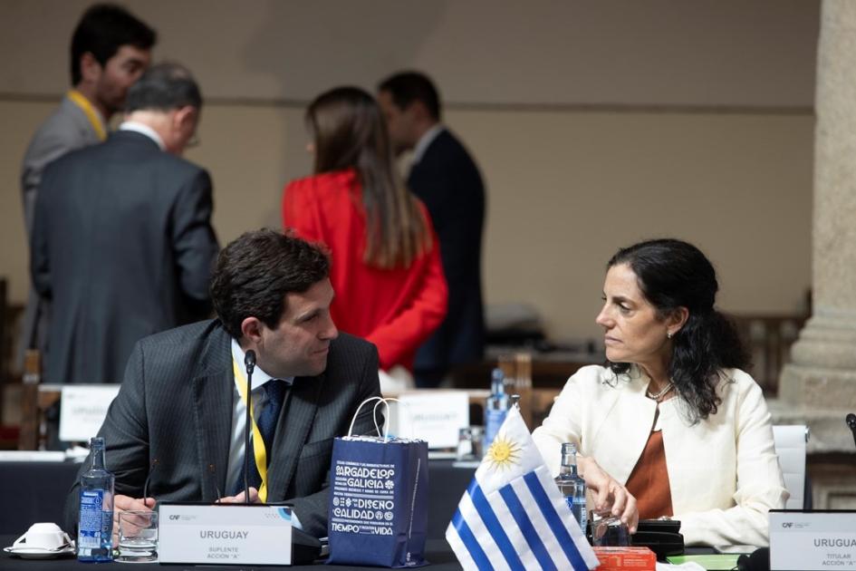 Diego Labat y Azucena Arbeleche en Directorio de CAF Diego Labat y Azucena Arbeleche en Directorio de CAF