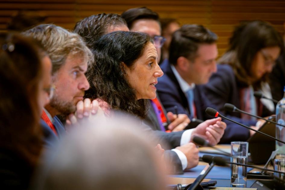 Ministra de Economía y Finanzas Azucena Arbeleche Cumbre Celac - Unión Europea