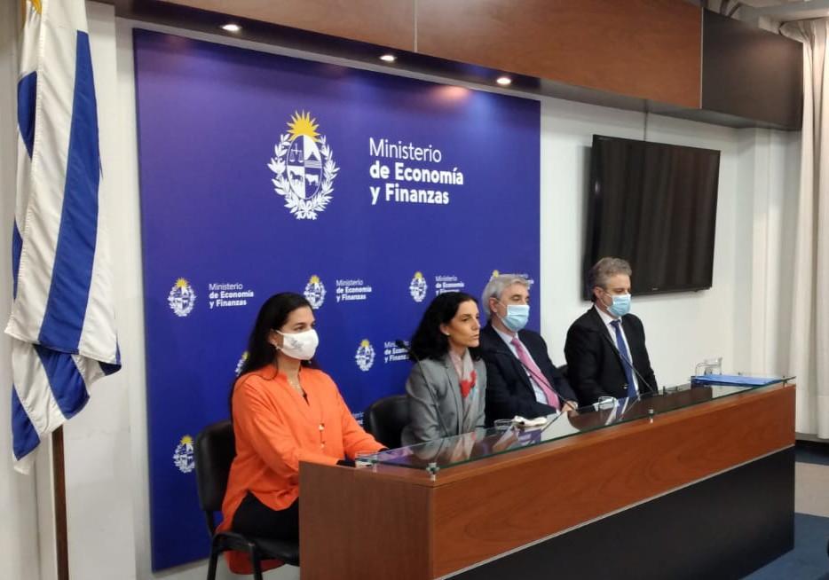 Conferencia sobre resultado de emisión Bensión, Arbeleche, Irastorza, Kamil