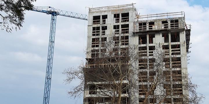 Proyectos presentados acumulado a Julio Edificio en construcción