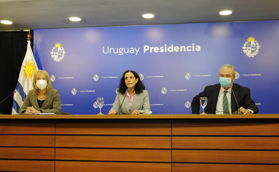 Conferencia de prensa apoyo al transporte Montevideo Cosse, Arbeleche y Heber